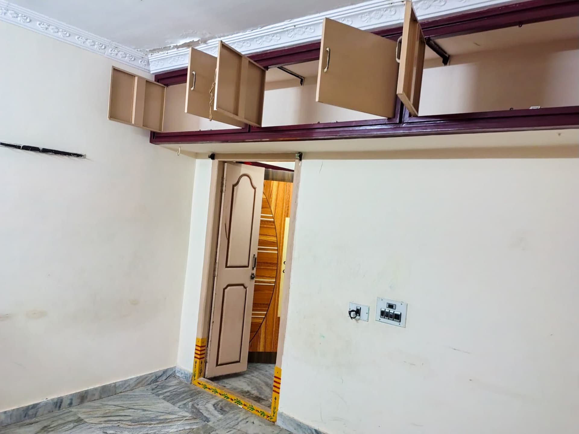 Property Photos 18