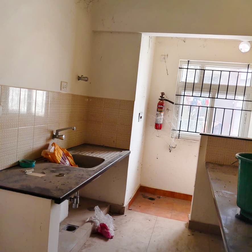 Property Photos 6