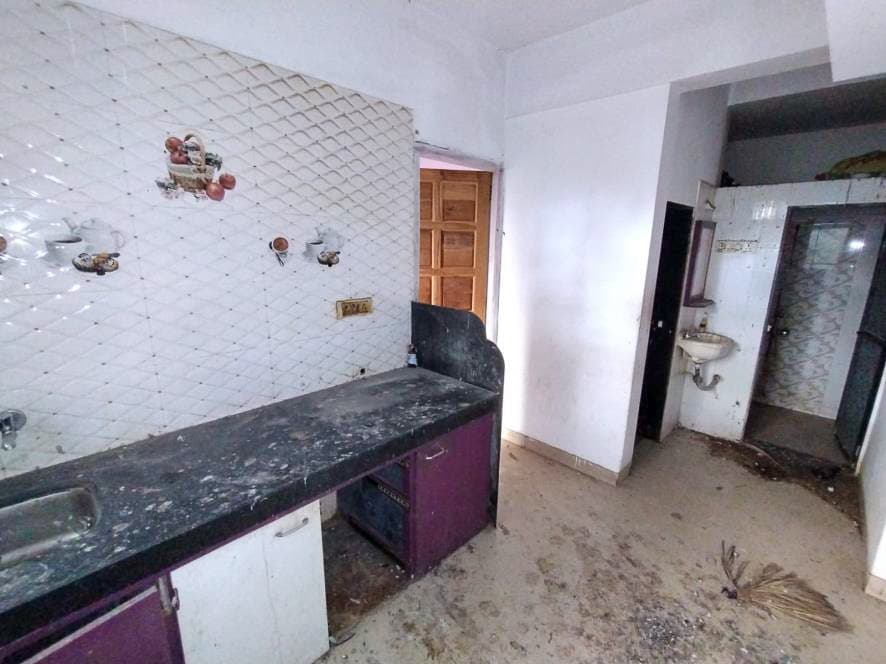 Property Photos 15
