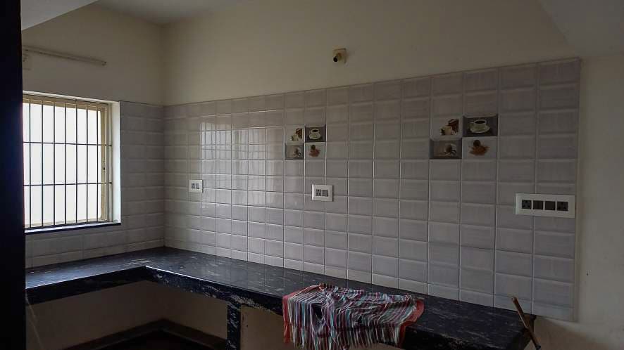 Property Photos 9