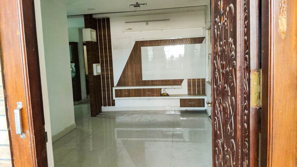 Property Photos 9