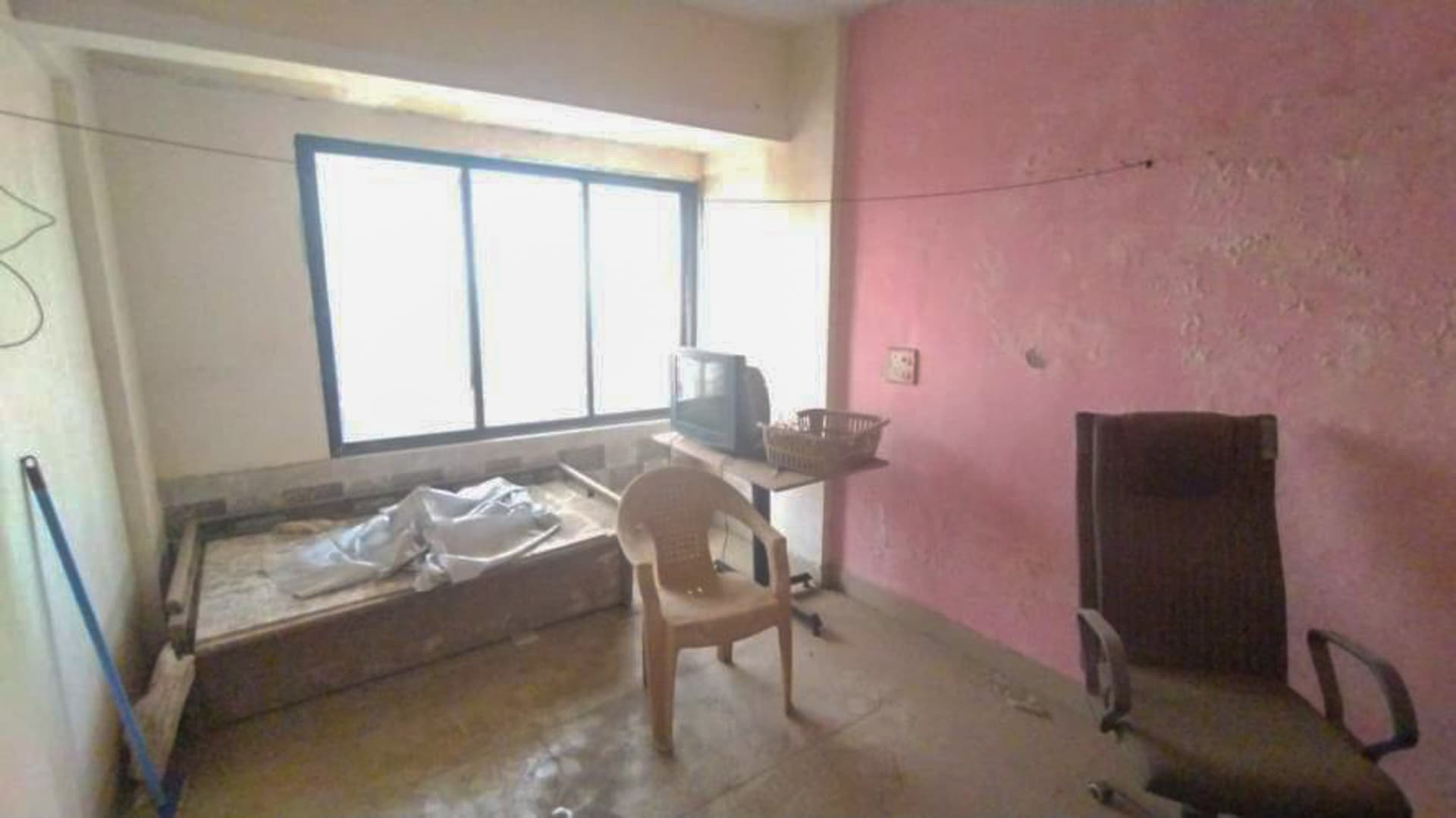 Property Photos 11