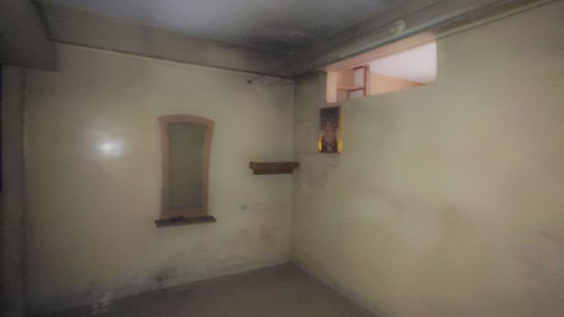 Property Photos 16