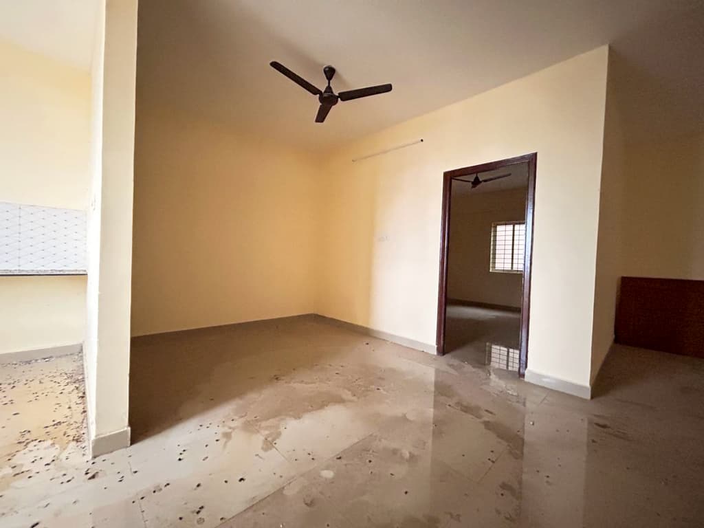 Property Photos 7