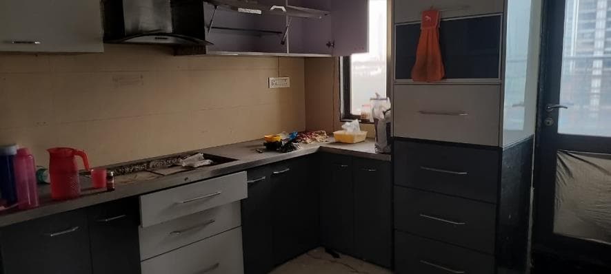 Property Photos 6