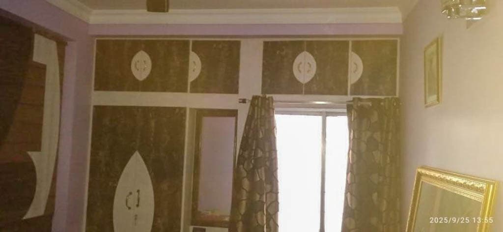 Property Photos 8