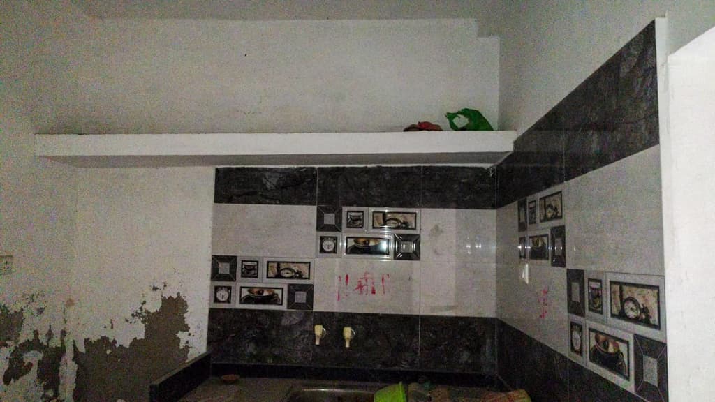 Property Photos 8