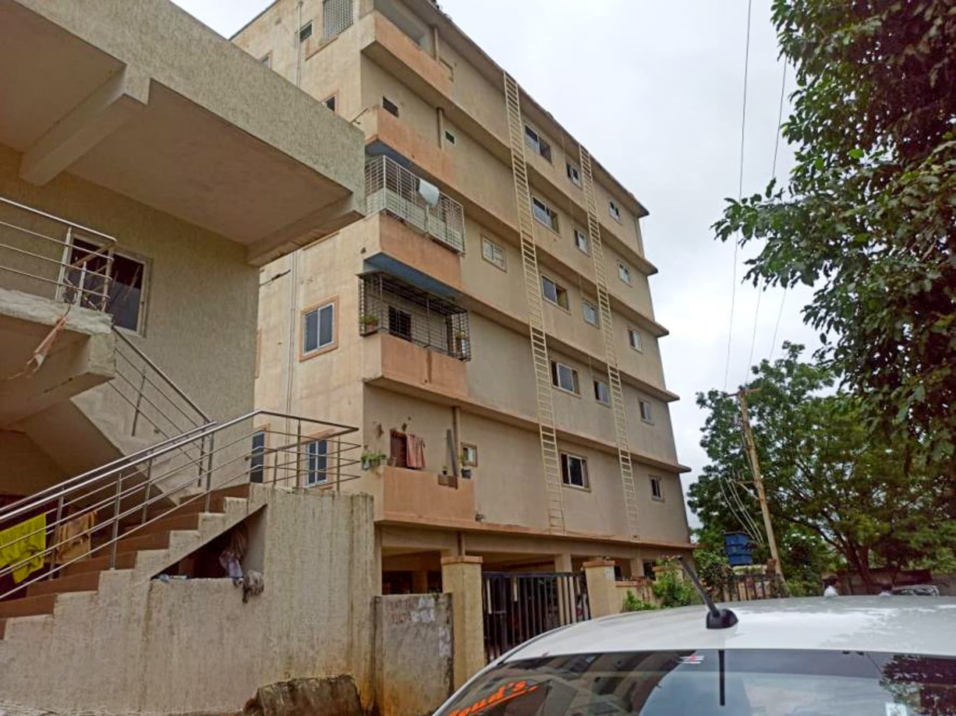 Property Photos 11