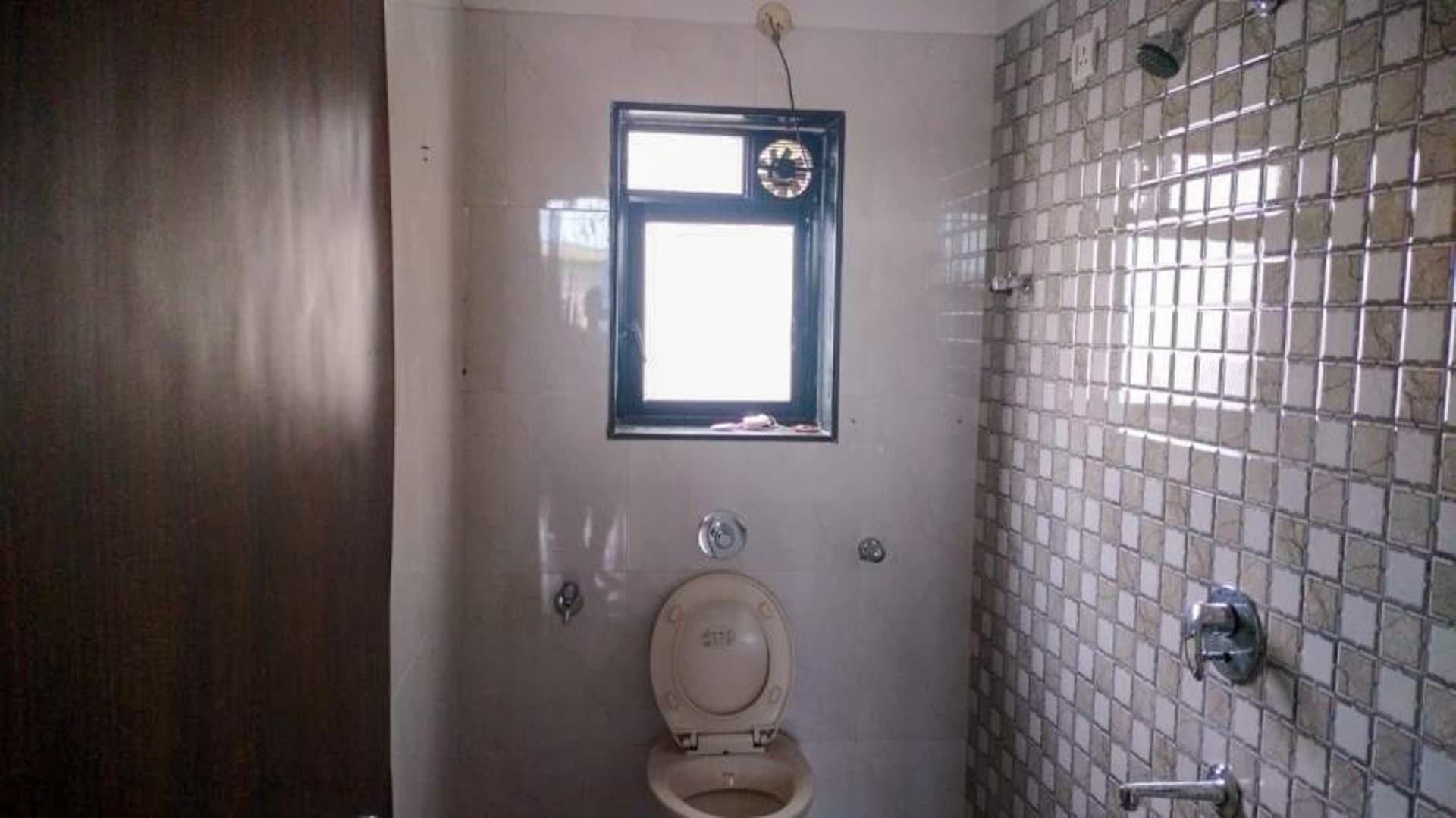 Property Photos 11