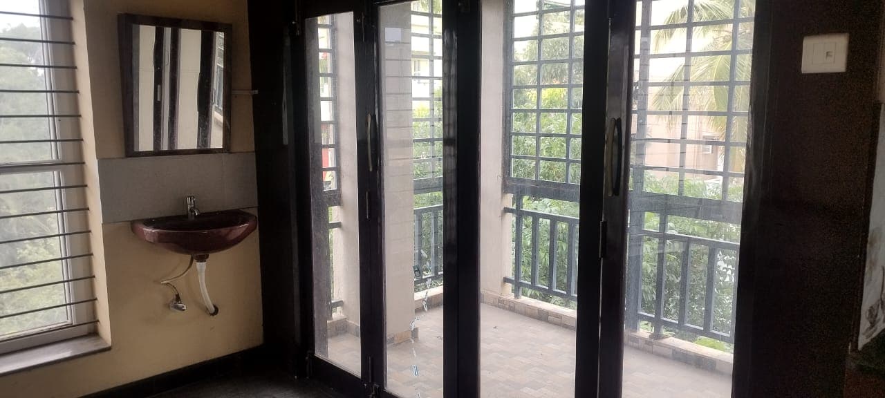 Property Photos 7