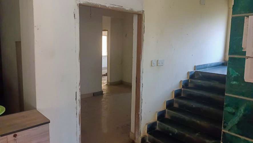 Property Photos 6