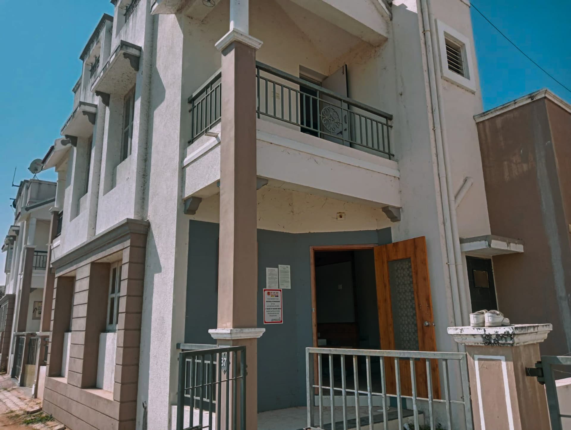Property Photos 11