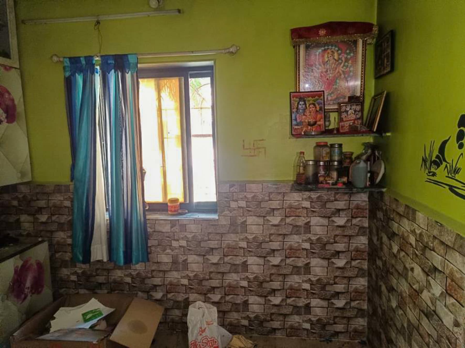 Property Photos 8