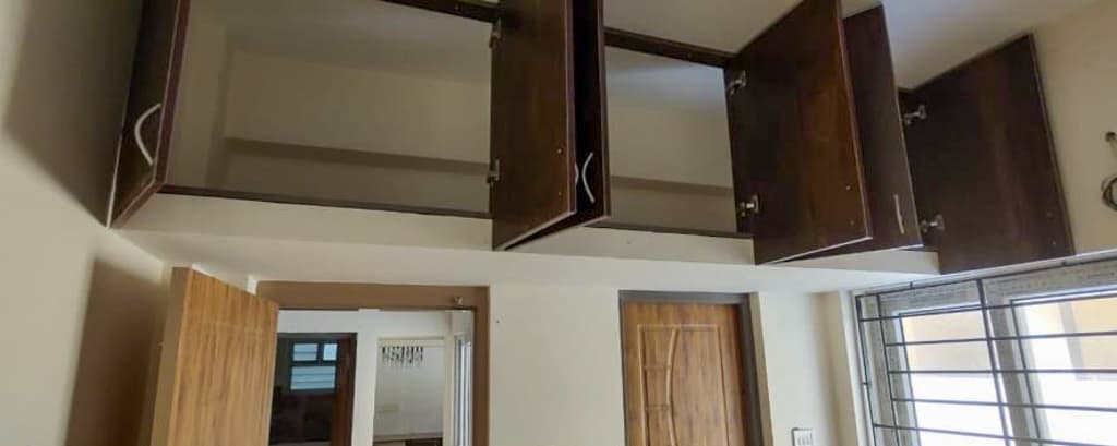 Property Photos 8