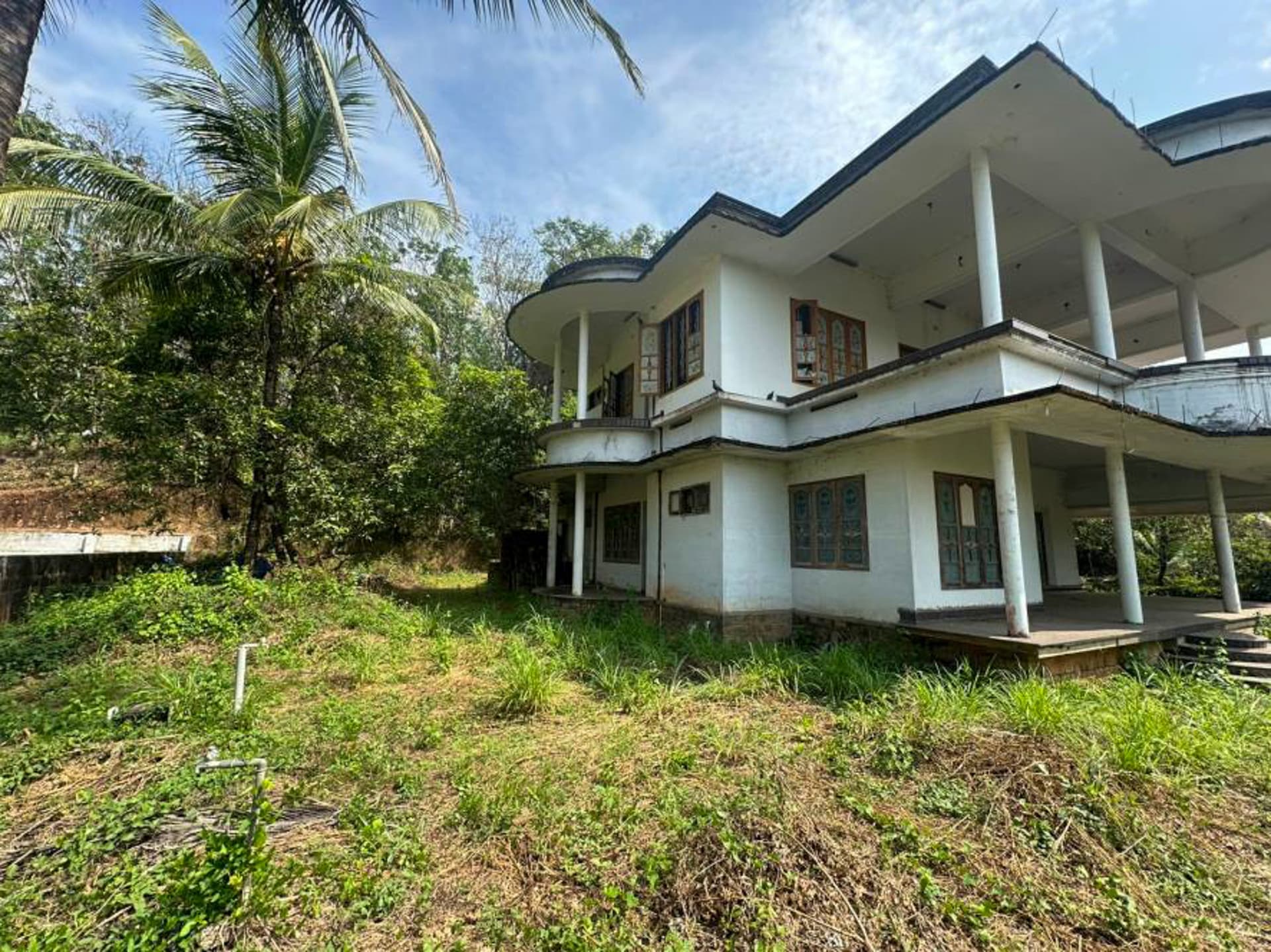Property Photos 8