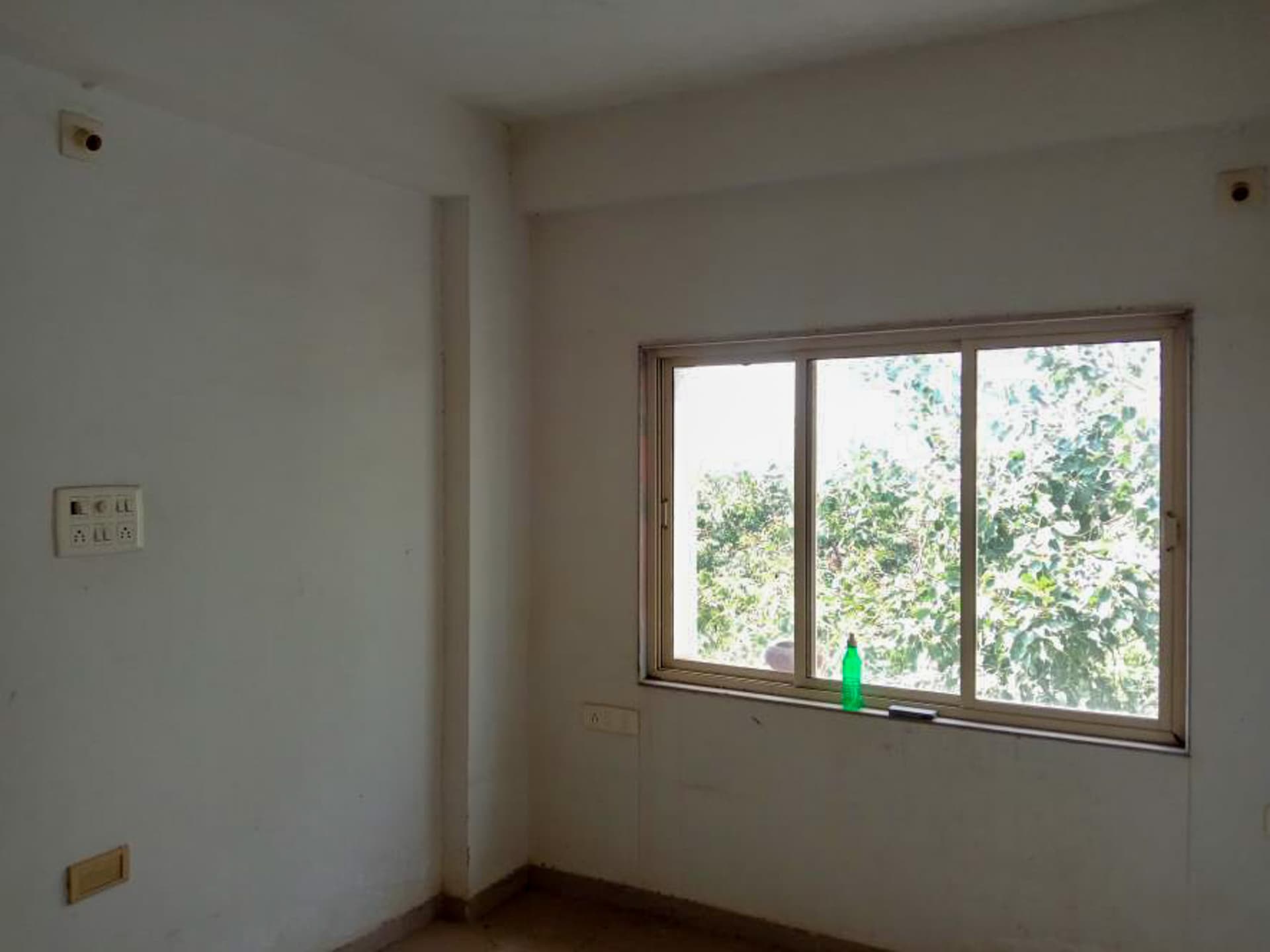 Property Photos 33
