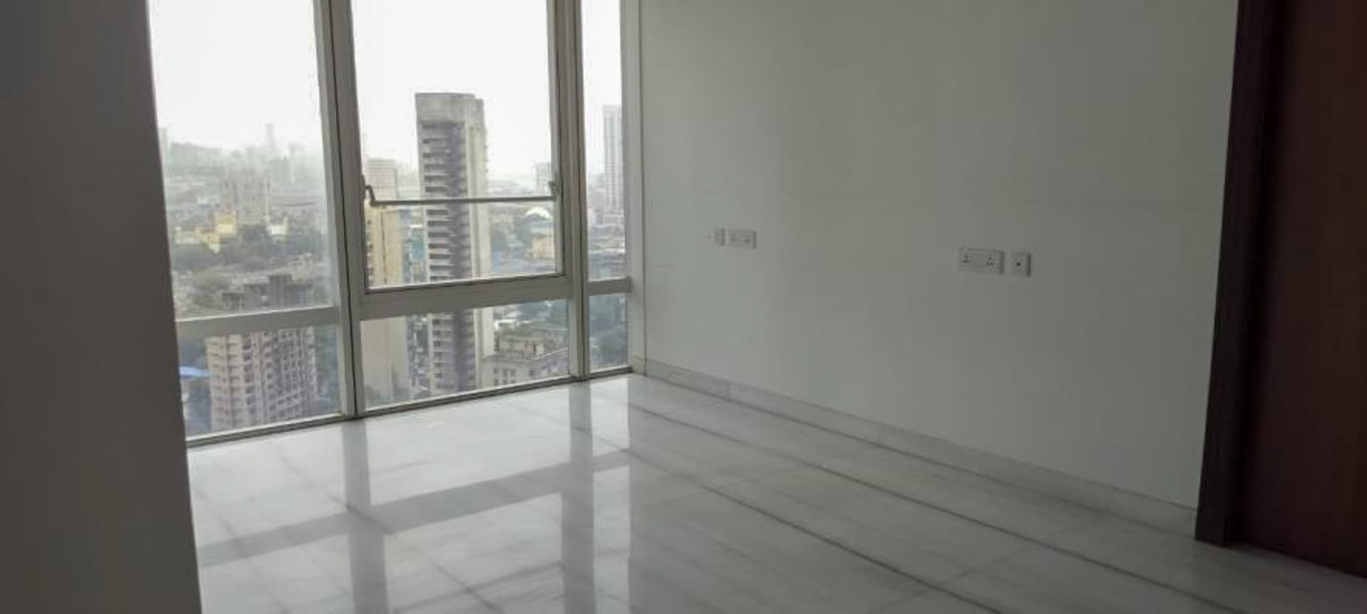Property Photos 30