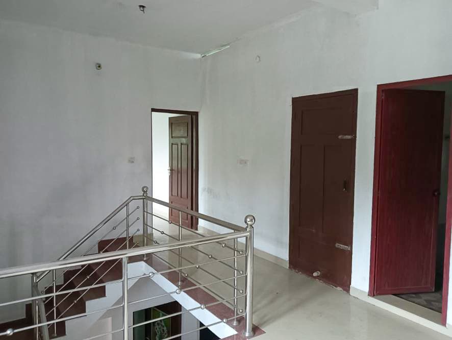 Property Photos 5