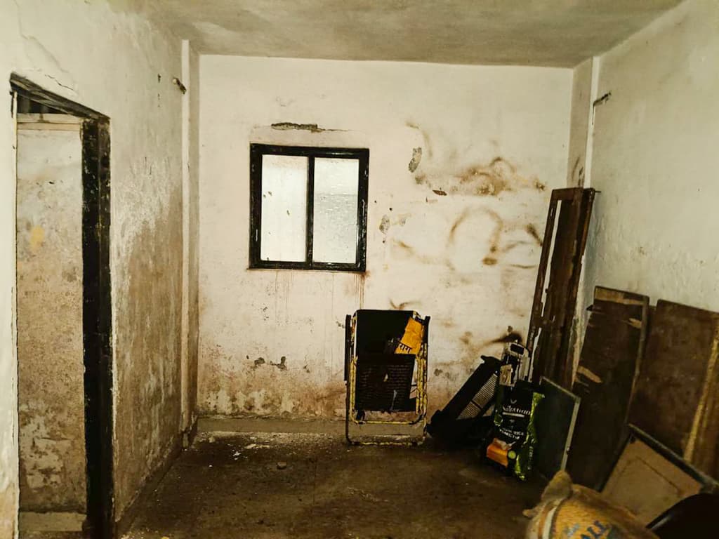 Property Photos 6