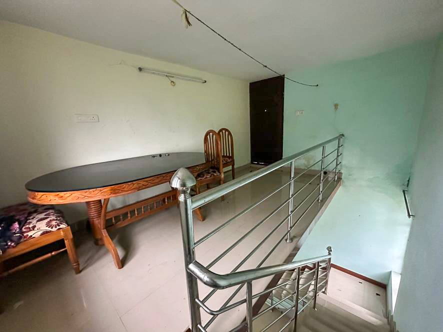 Property Photos 6