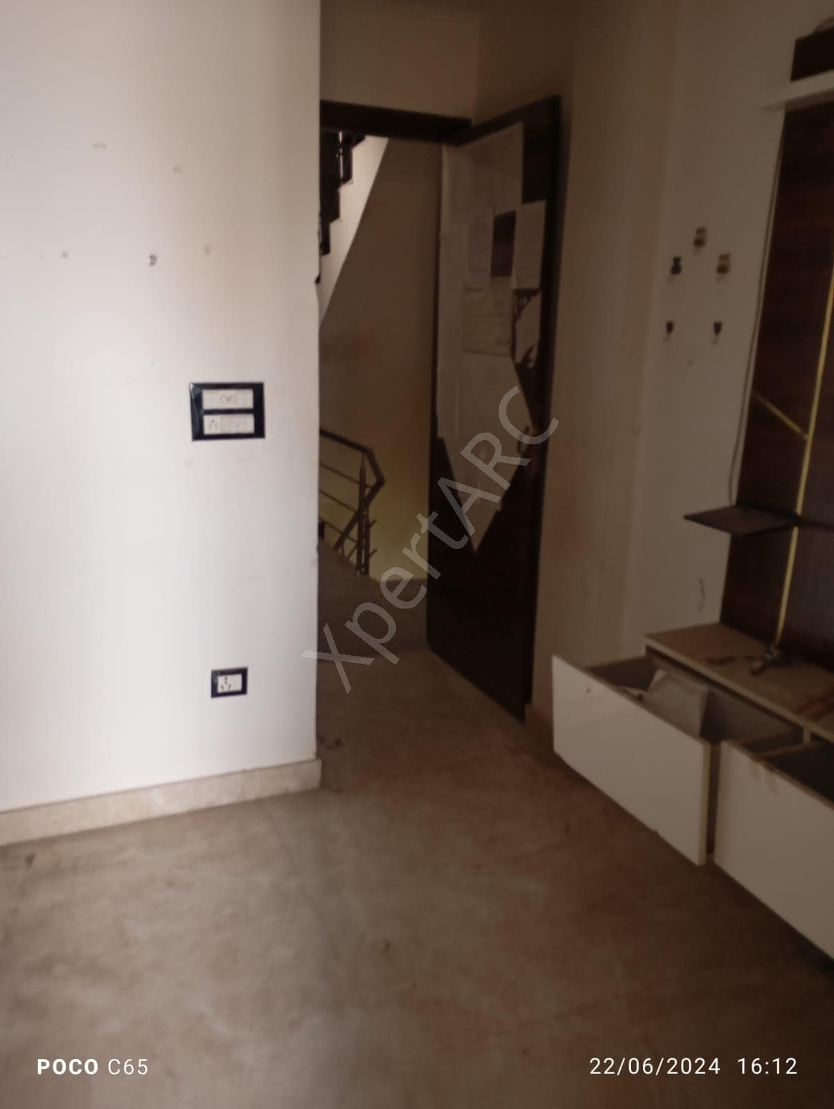 Property Photos 8