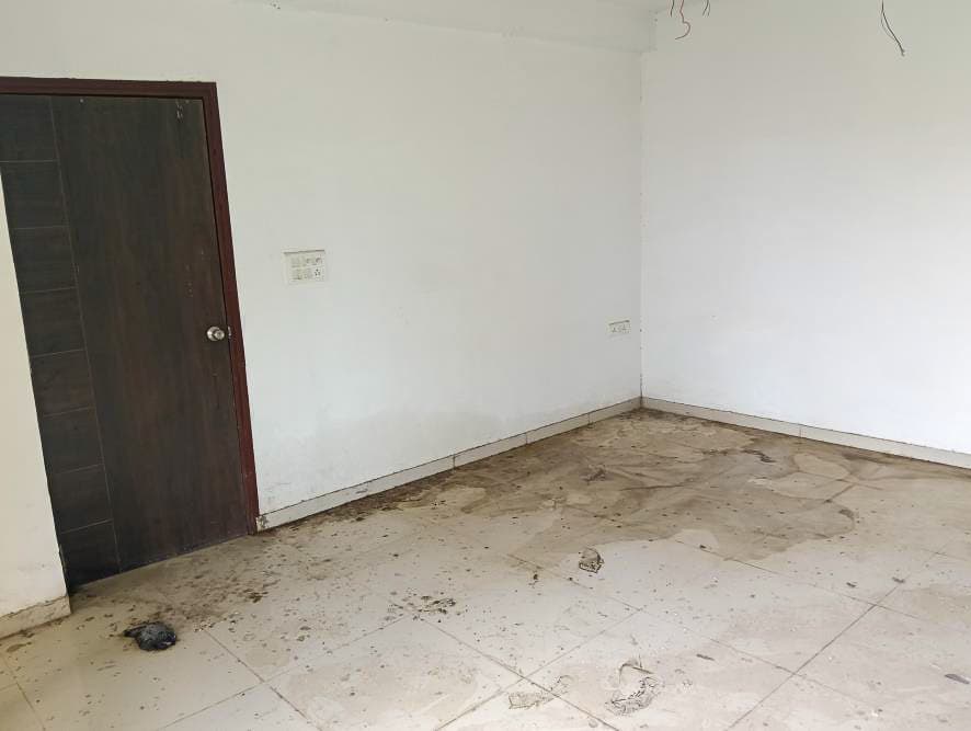 Property Photos 10