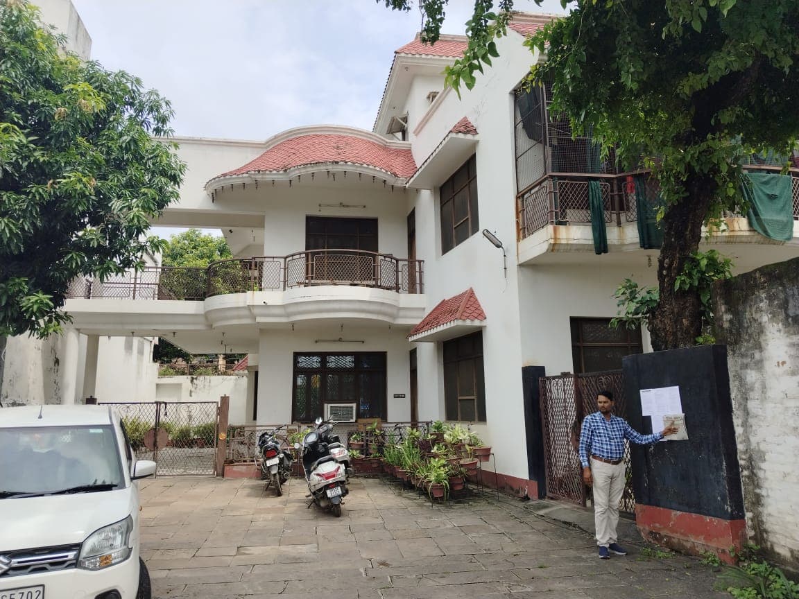 Property Photos 1