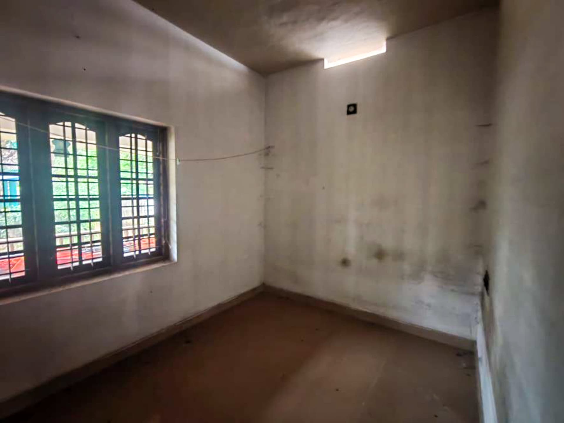 Property Photos 23