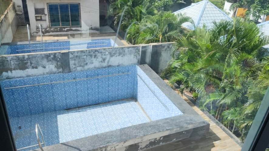 Property Photos 9
