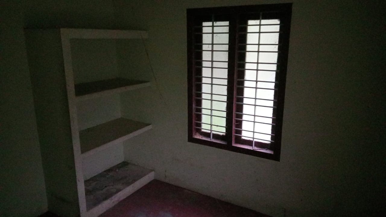 Property Photos 8