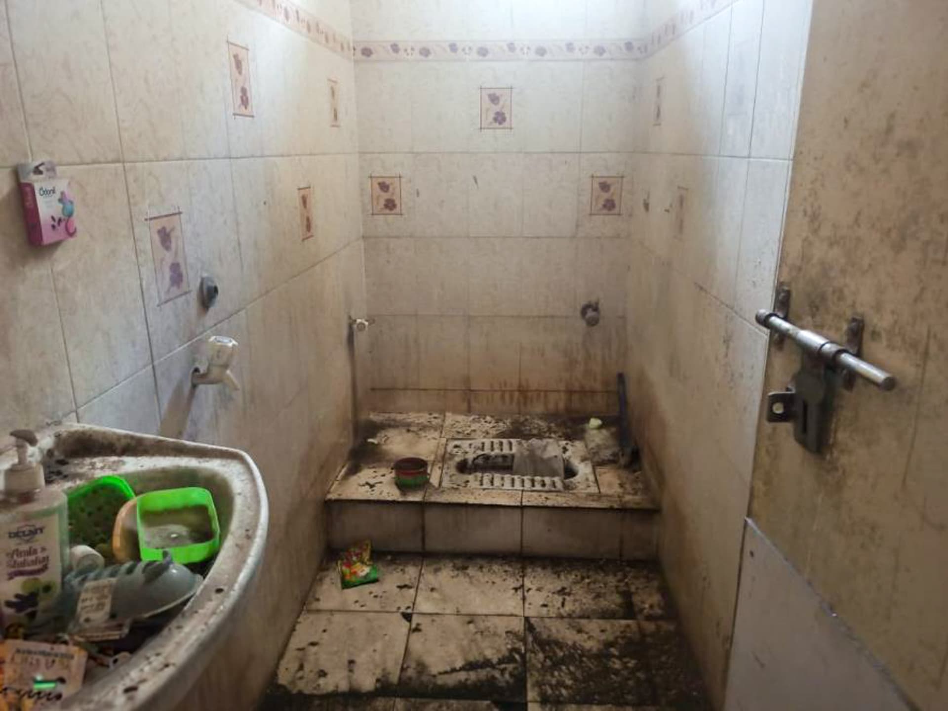 Property Photos 8