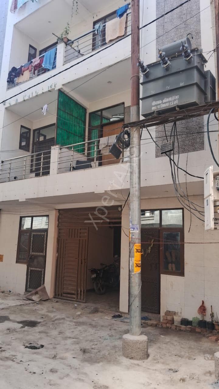 Property Photos 7