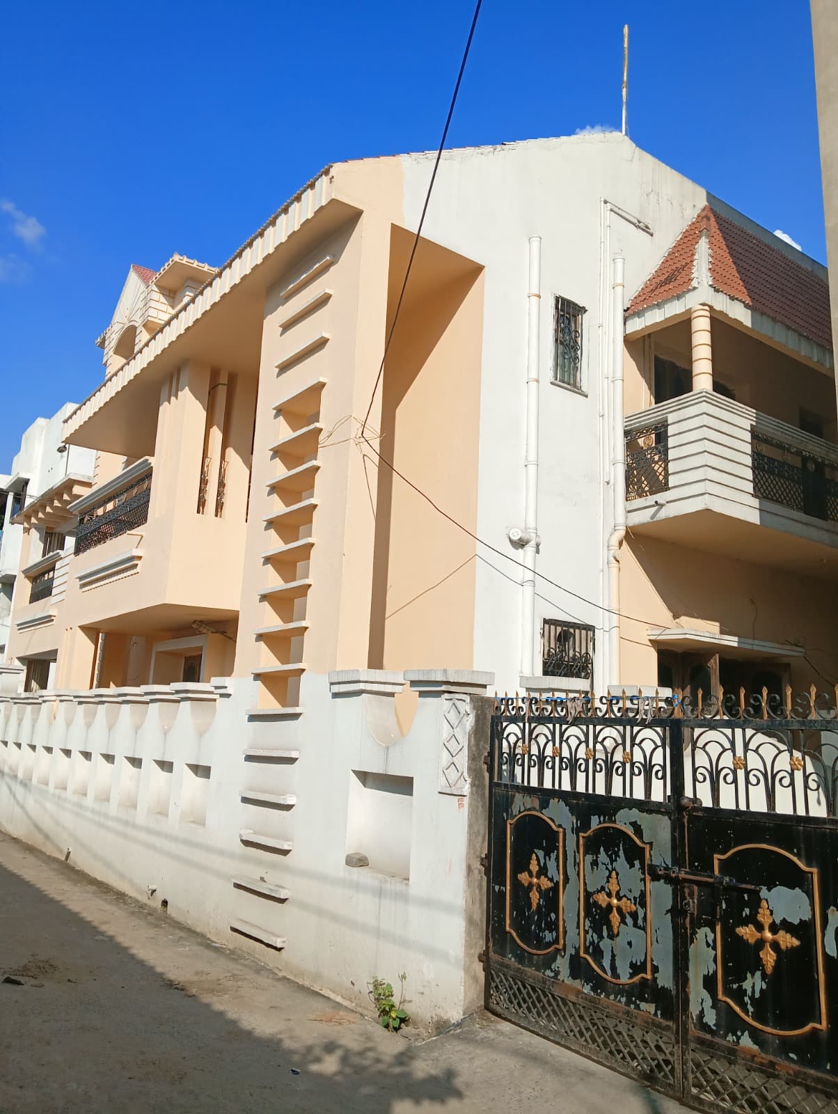 Property Photos 1