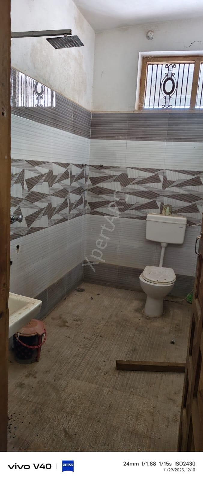 Property Photos 32