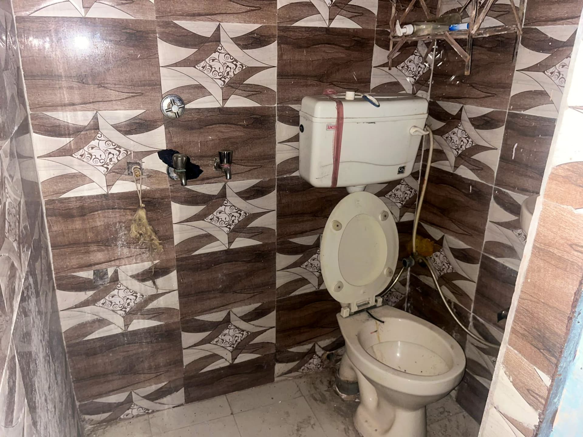 Property Photos 8