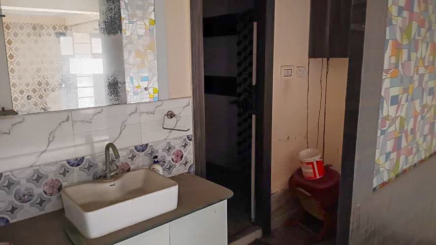 Property Photos 8