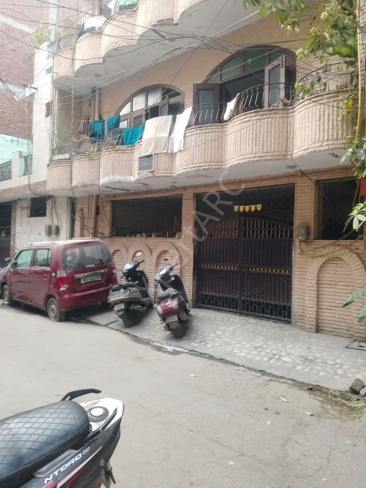 Property Photos 1