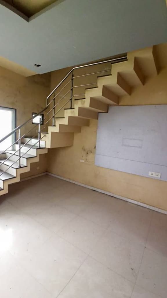 Property Photos 17