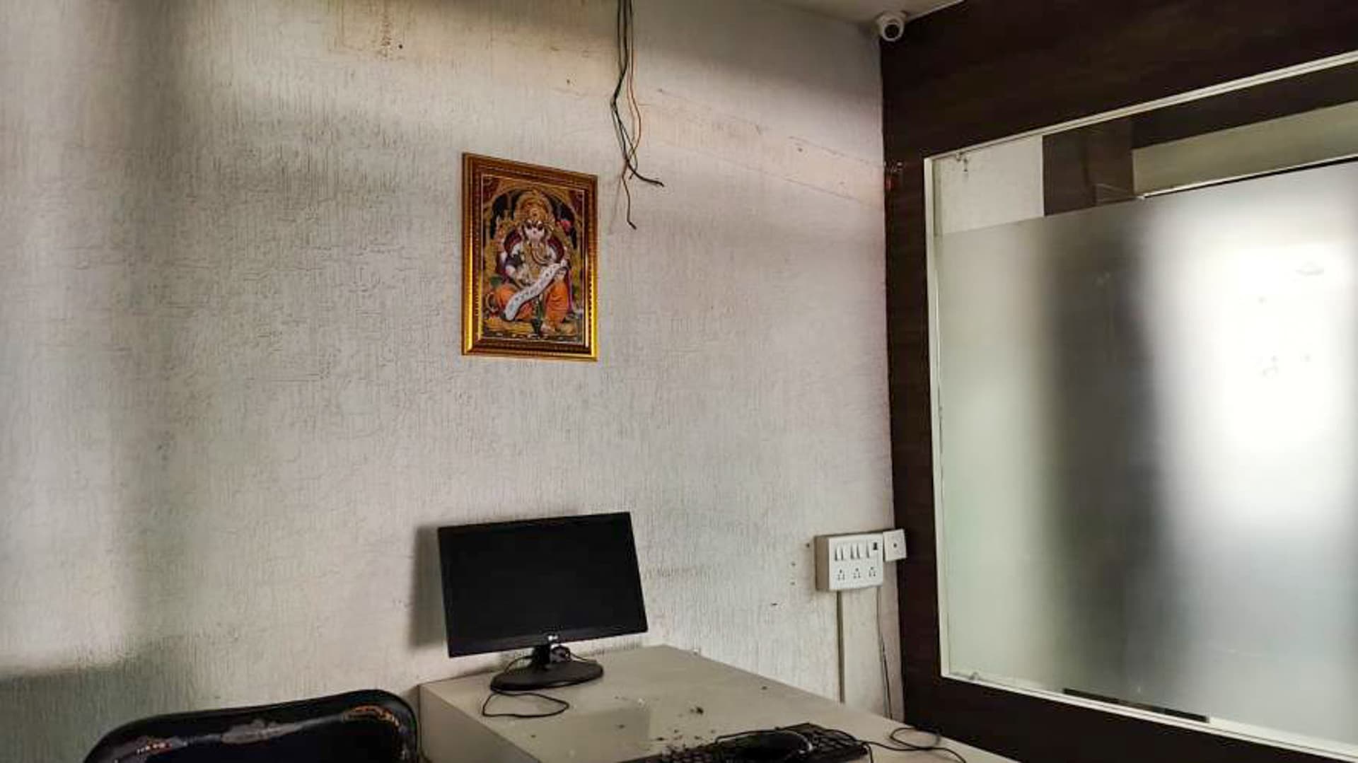Property Photos 8