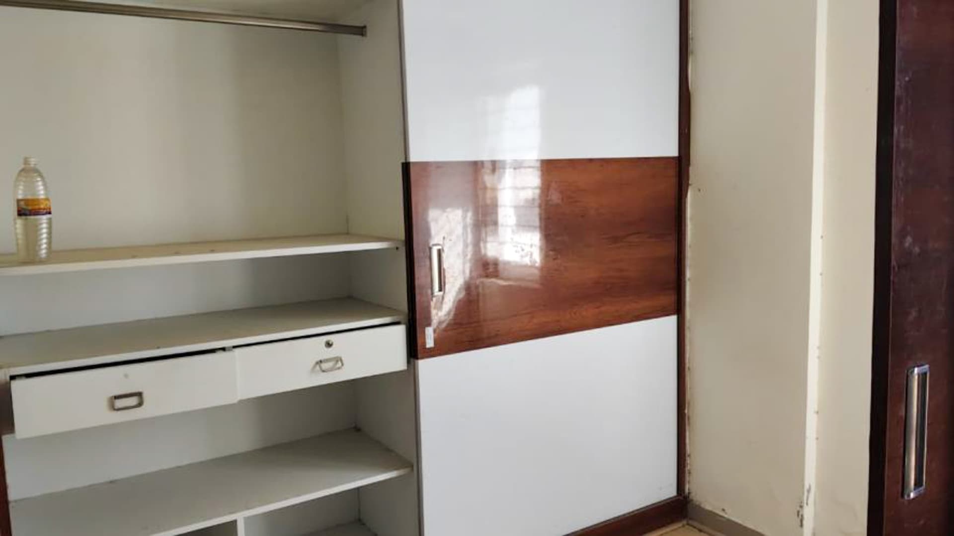 Property Photos 7