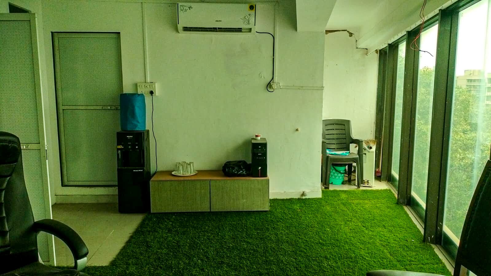 Property Photos 6