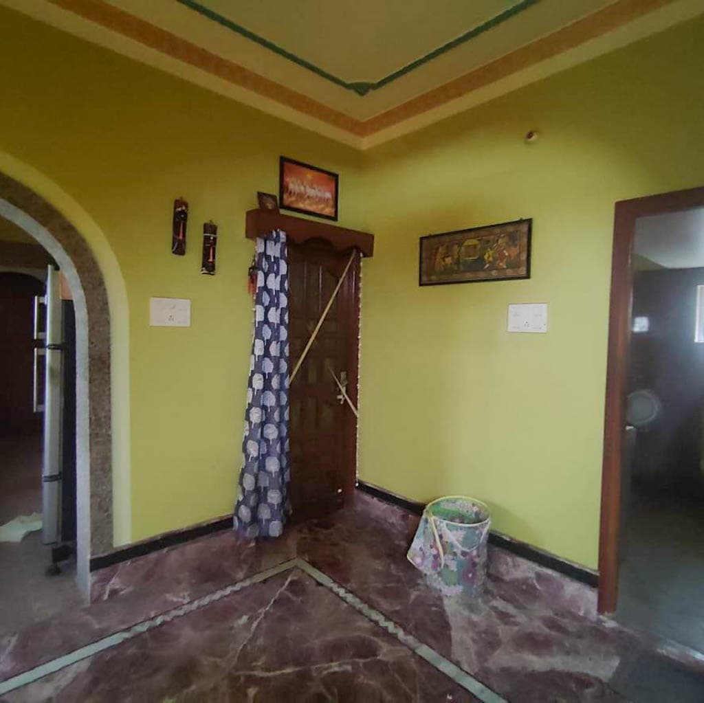 Property Photos 8