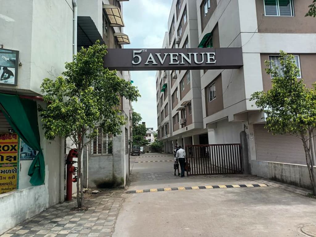 Property Photos 1