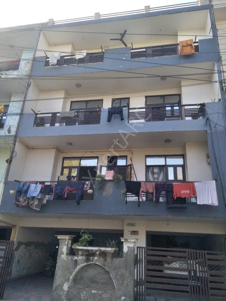 Property Photos 3