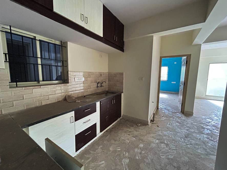 Property Photos 14