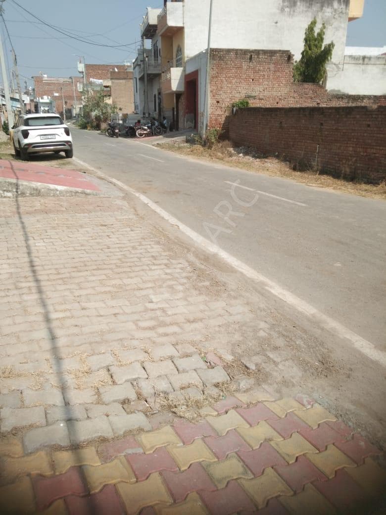 Property Photos 6