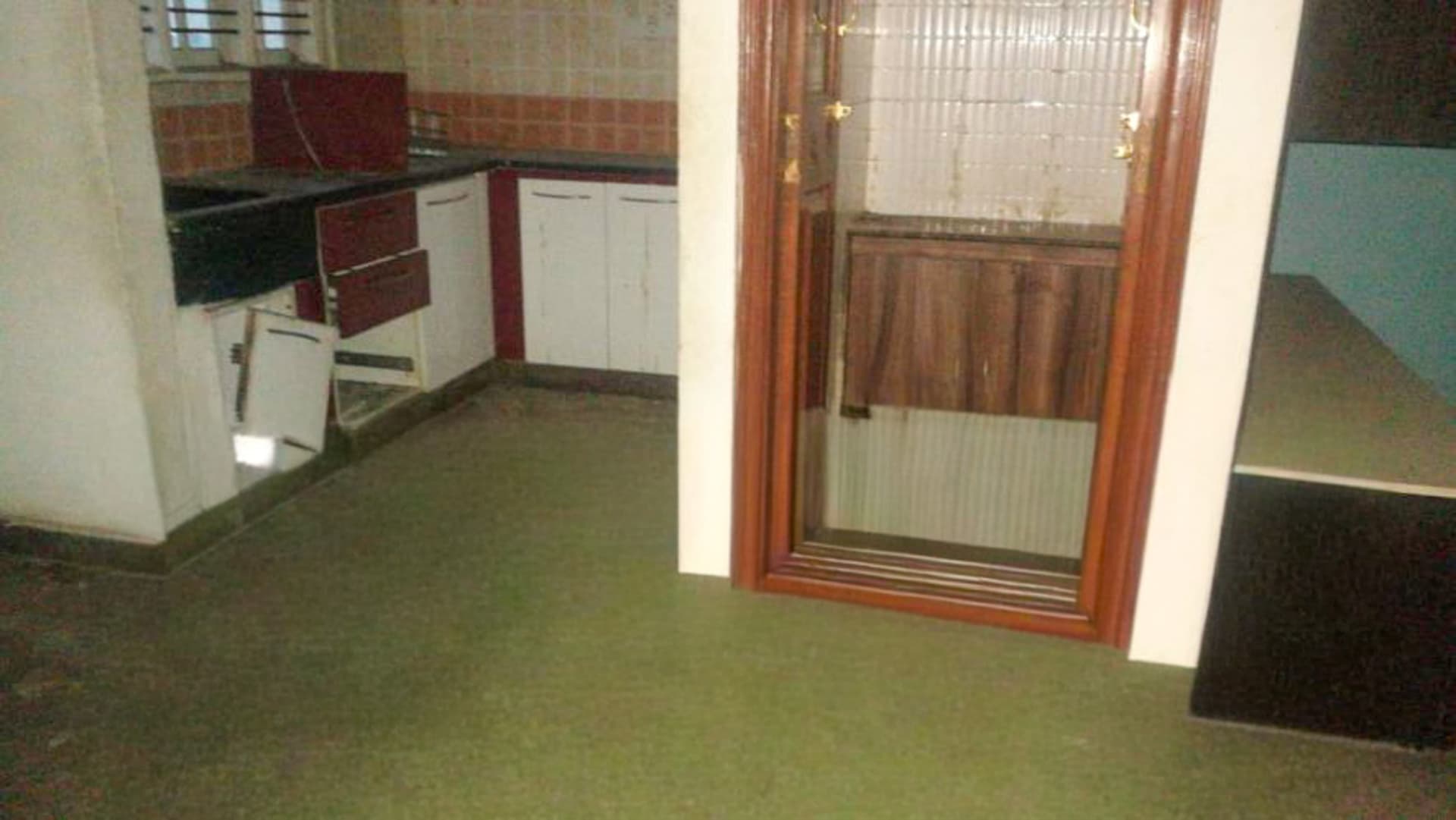 Property Photos 23