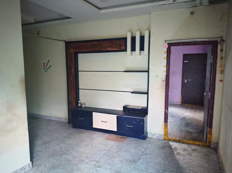 Property Photos 6