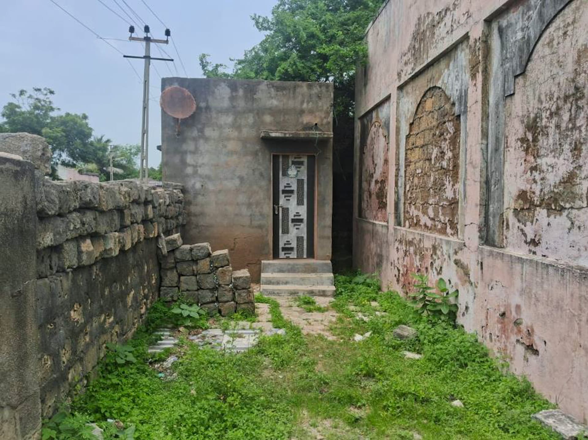 Property Photos 6
