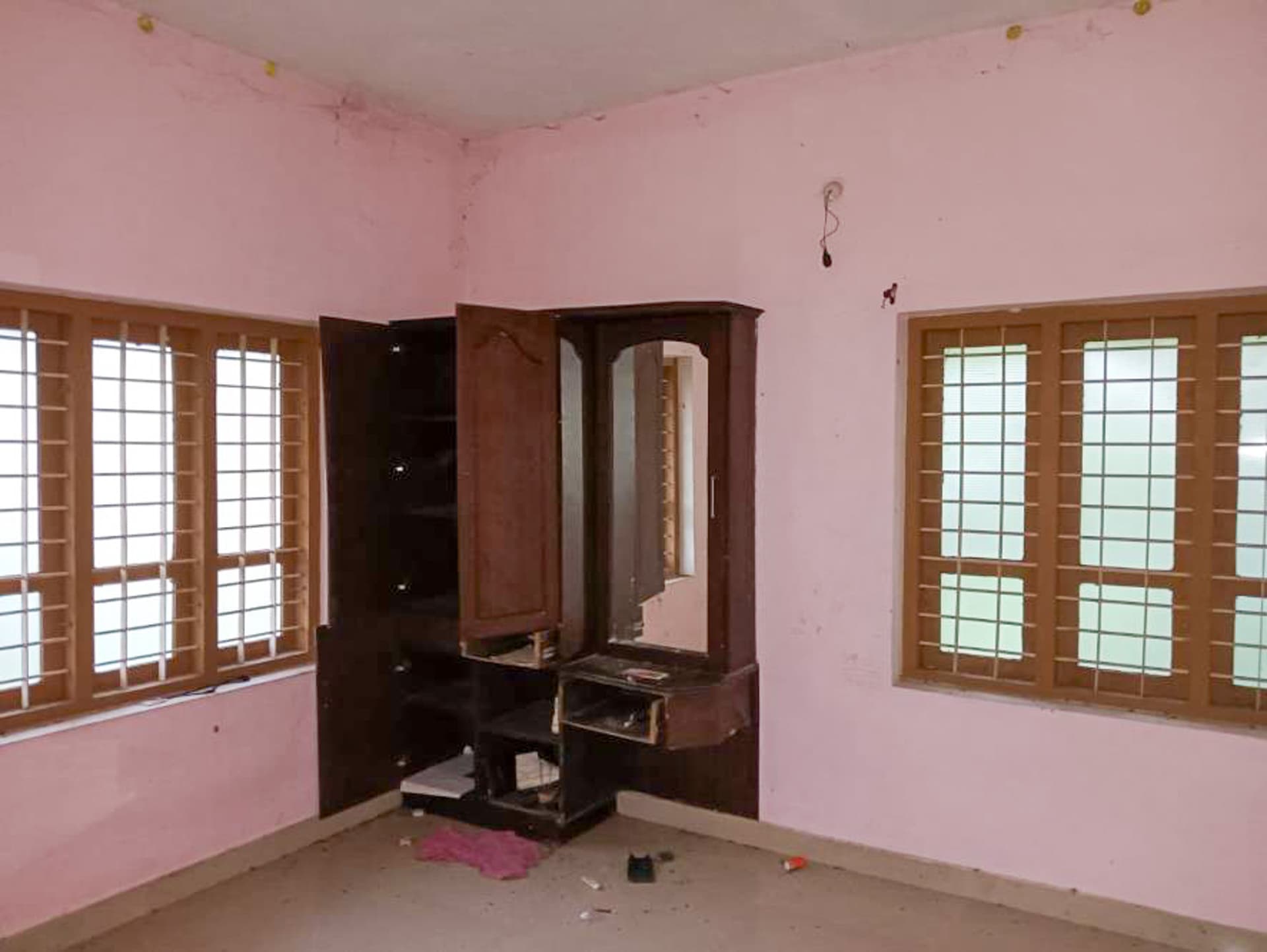 Property Photos 8